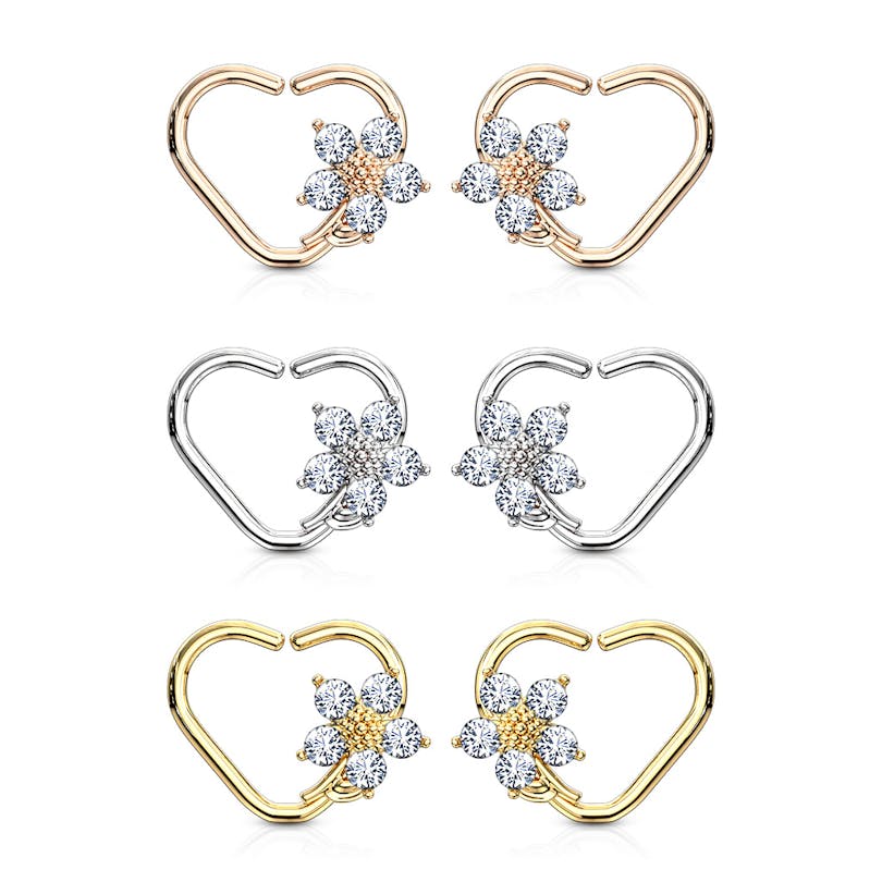 Argola em forma de coração com flor