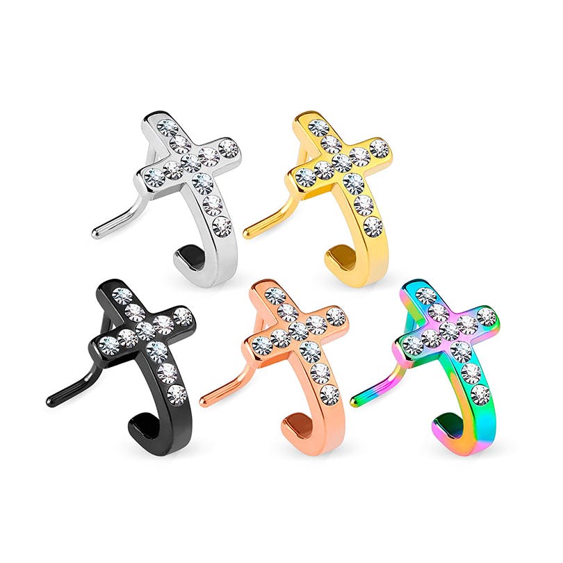 Piercing au nez en forme de croix avec pierres