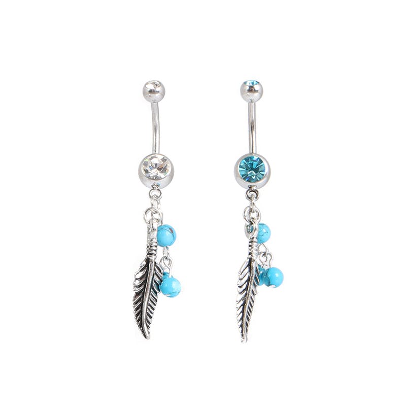Navelpiercing met turquoise balletjes en bladerenhanger